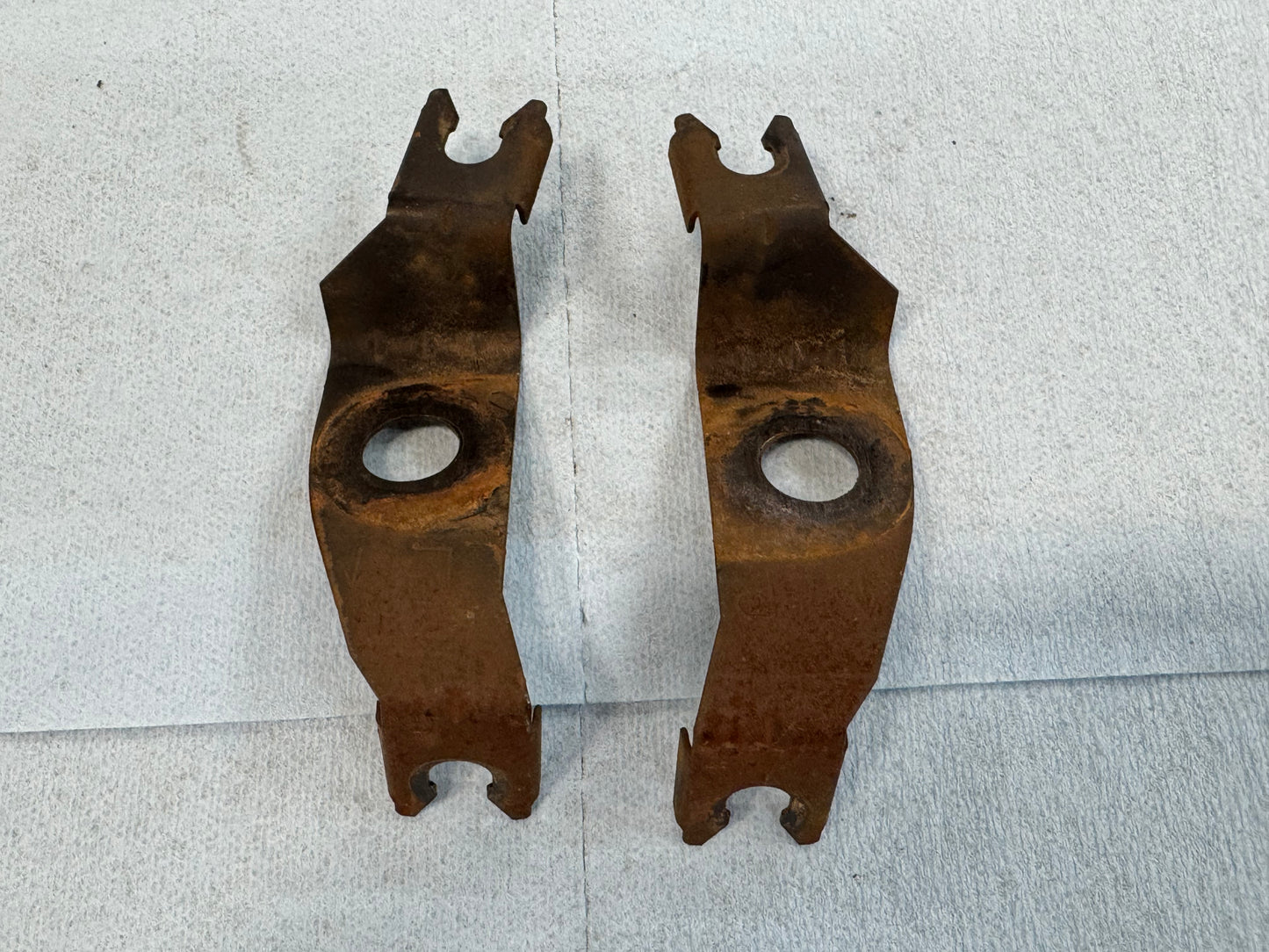 ABS Wire Support Bracket - Front Axle - Inner Knuckle Mounted