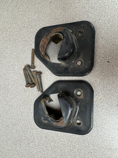 Rear Seat Latch/Striker With Hardware - Jeep Cherokee XJ 84-01