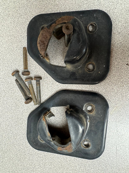 Rear Seat Latch/Striker With Hardware - Jeep Cherokee XJ 84-01