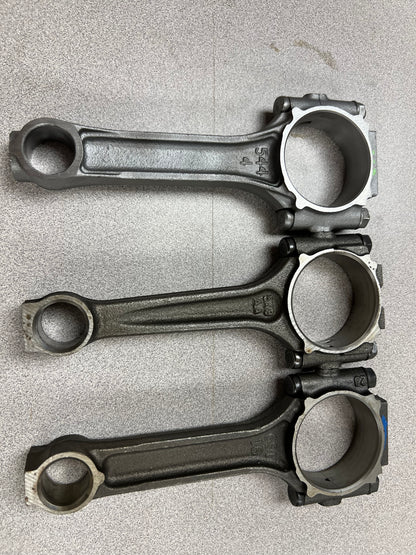 New 4.0 Pistons Pre-Assembled on Rods - Full Set with New Rings