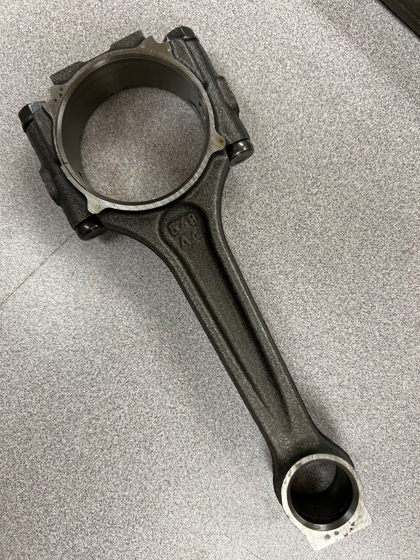 New 4.0 Pistons Pre-Assembled on Rods - Full Set with New Rings