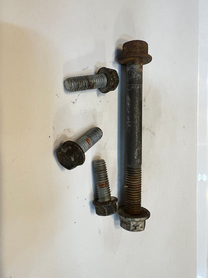 Engine Mounts & Engine to Body Mounts. & BOLTS 87-01 XJ 4.0