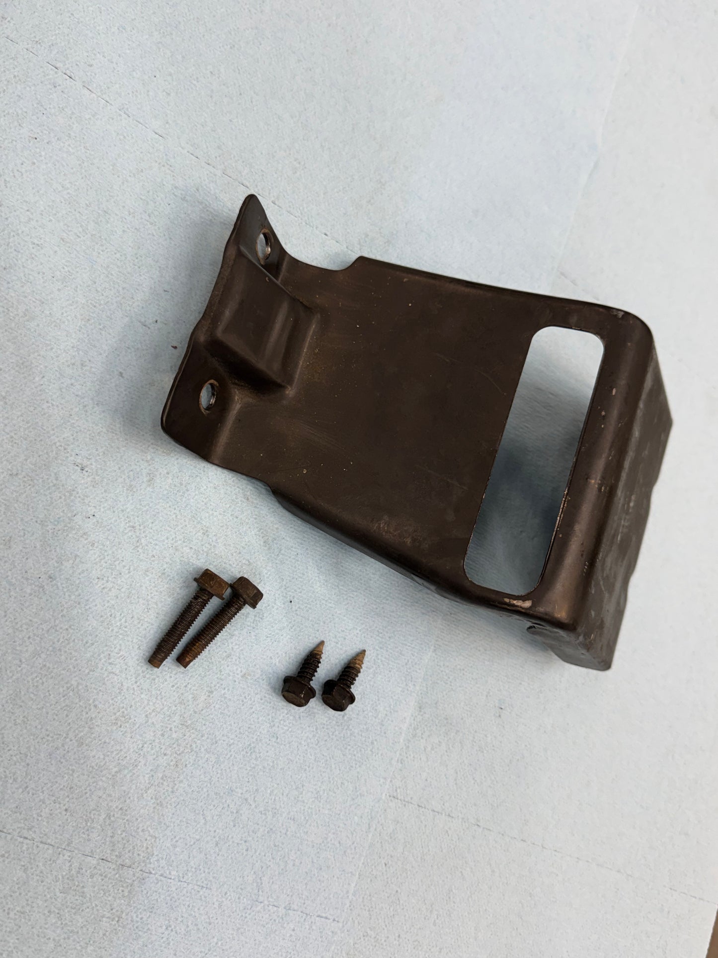 Spare Tire Mount Support Bracket & Screws - Jeep Cherokee XJ