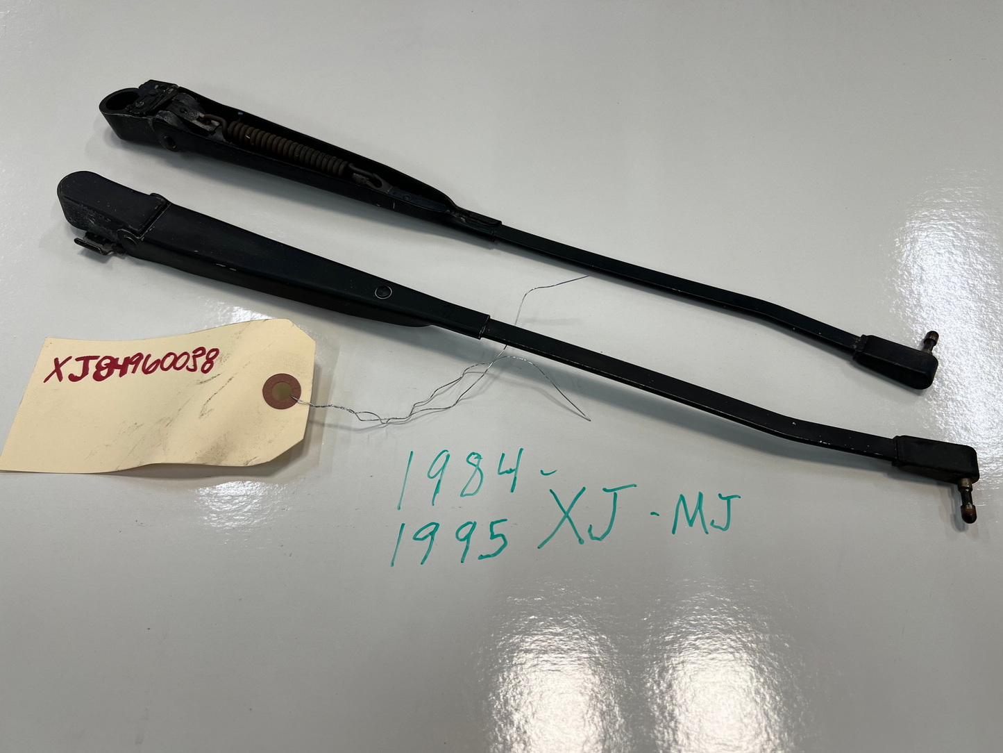 Wiper Arms   Jeep Cherokee XJ  OEM  Rust Free  *Front & Rear*