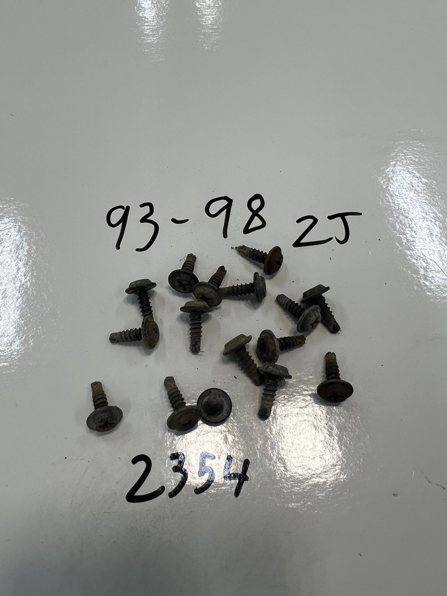 Body & Door Molding Screws 1993-1998 Jeep Grand Cherokee ZJ