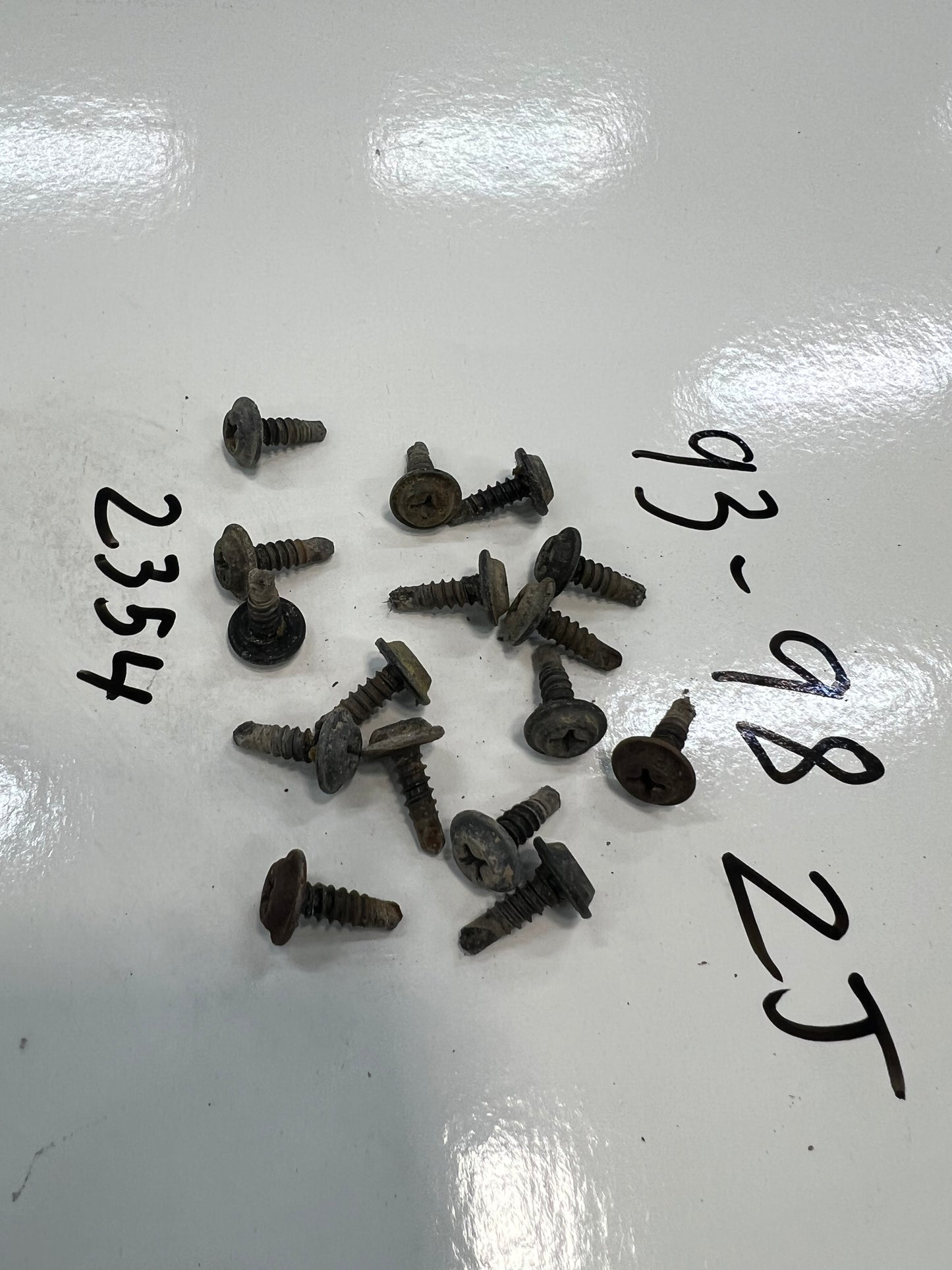 Body & Door Molding Screws 1993-1998 Jeep Grand Cherokee ZJ