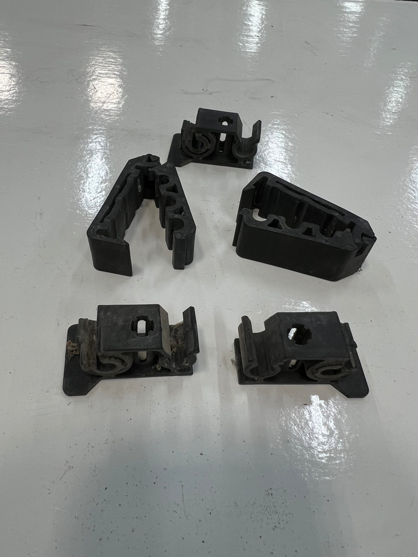 Brake Line Clips & Holders - 1993-1998 Jeep Grand Cherokee ZJ