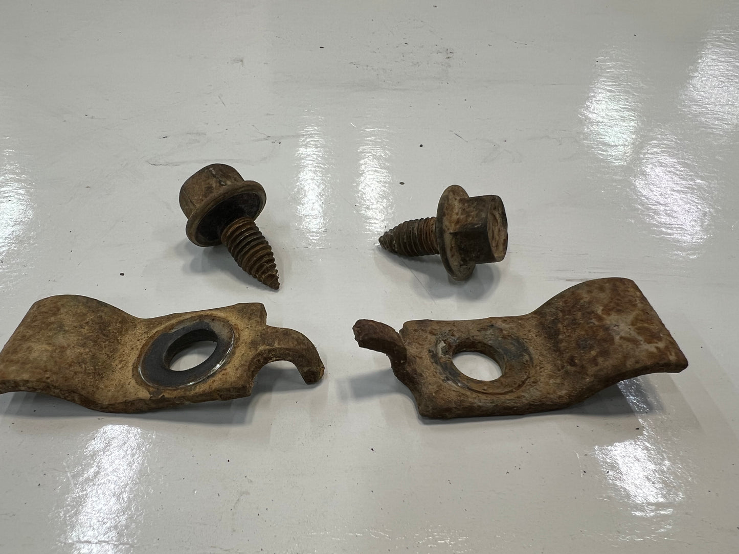 Spring Hold Down Bolts & Tabs  XJ-ZJ-TJ-MJ