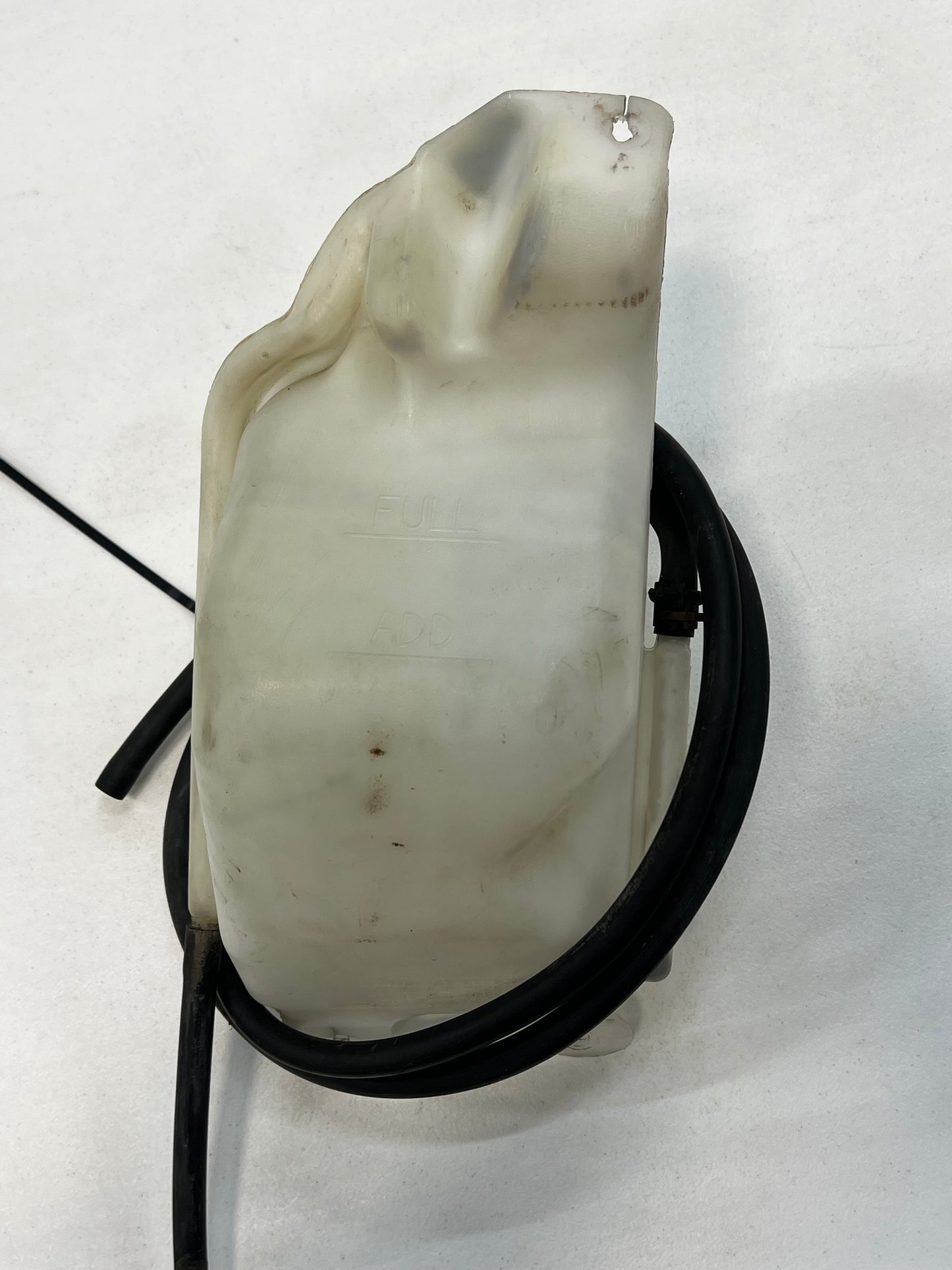 Coolant Reservoir & Mounting Bracket - Jeep Grand Cherokee 93-98 ZJ