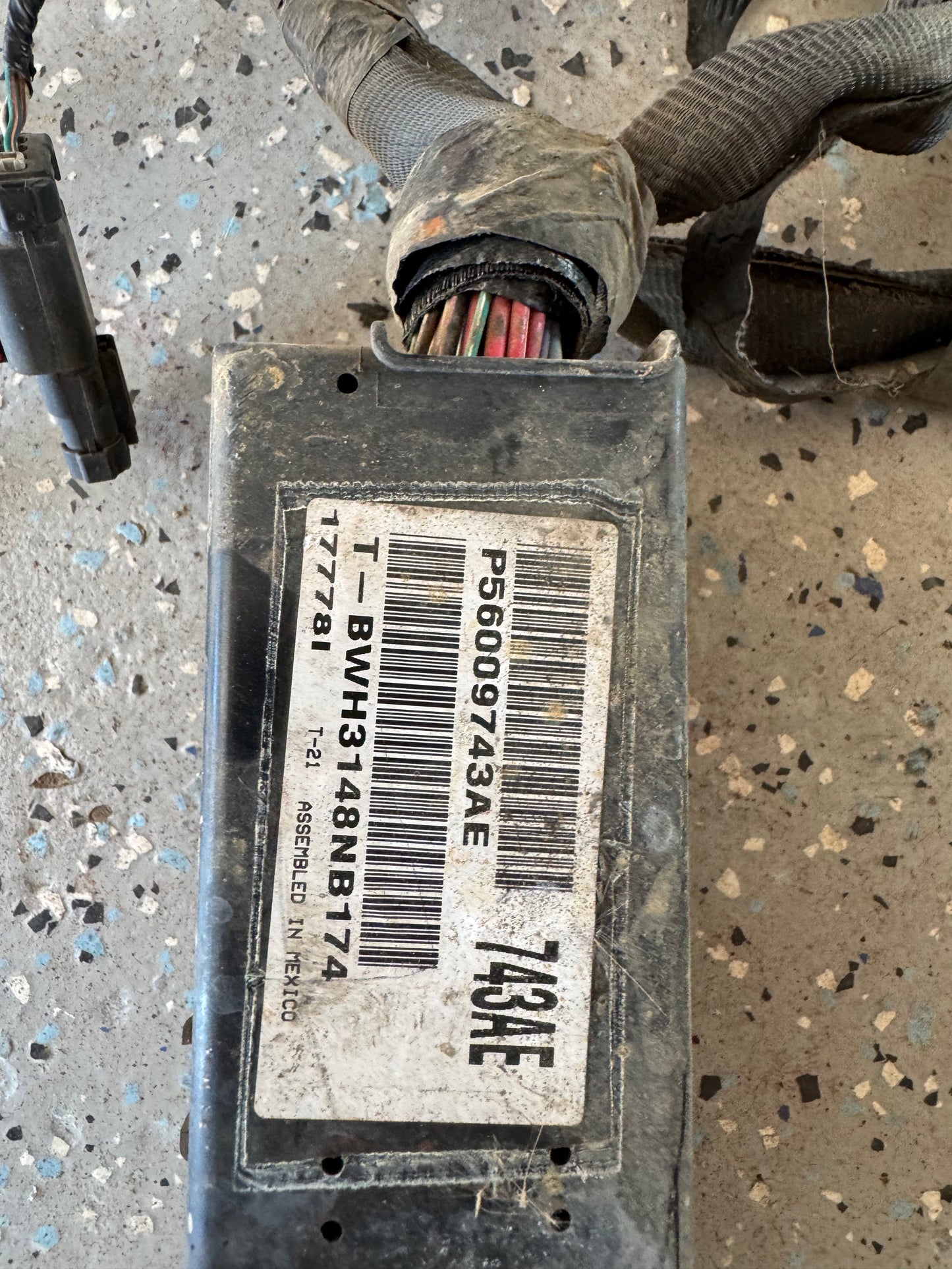 Under Hood TO In Cab Wiring Harness - Jeep Cherokee XJ - 1998 & 1999 - NON ABS