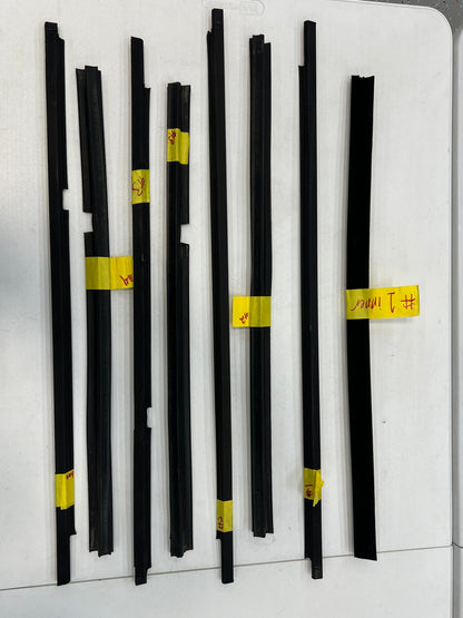 Lower Window Seal / Sweeps - Trim - 1993-1998 - Grand Cherokee ZJ