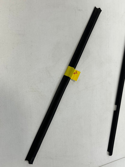 Lower Window Seal / Sweeps - Trim - 1993-1998 - Grand Cherokee ZJ