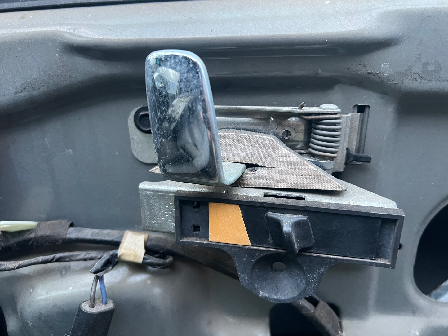 Interior Door Handles - 93-98 Jeep Grand Cherokee ZJ -   -BOTH SIDES- Chrome & Black