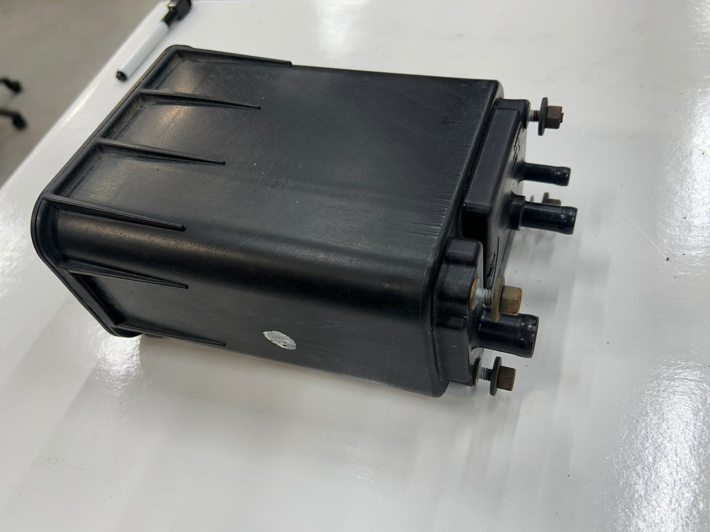 Fuel Vapor Charcoal Canister - 93-98 Jeep Grand Cherokee ZJ - 4.0 & V8s