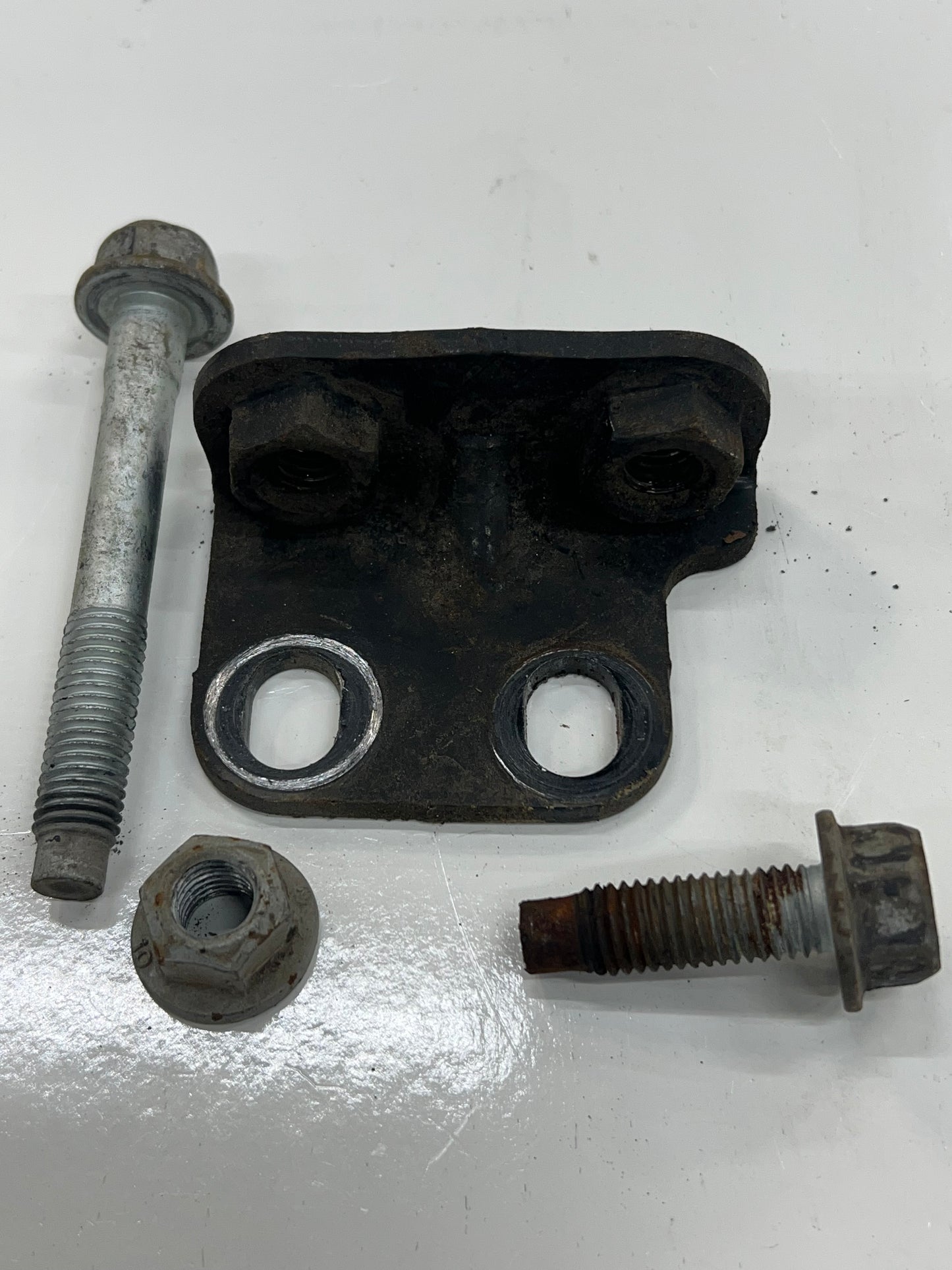 Track Bar Nut Tab - Brace - 93-98 Jeep Grand Cherokee ZJ