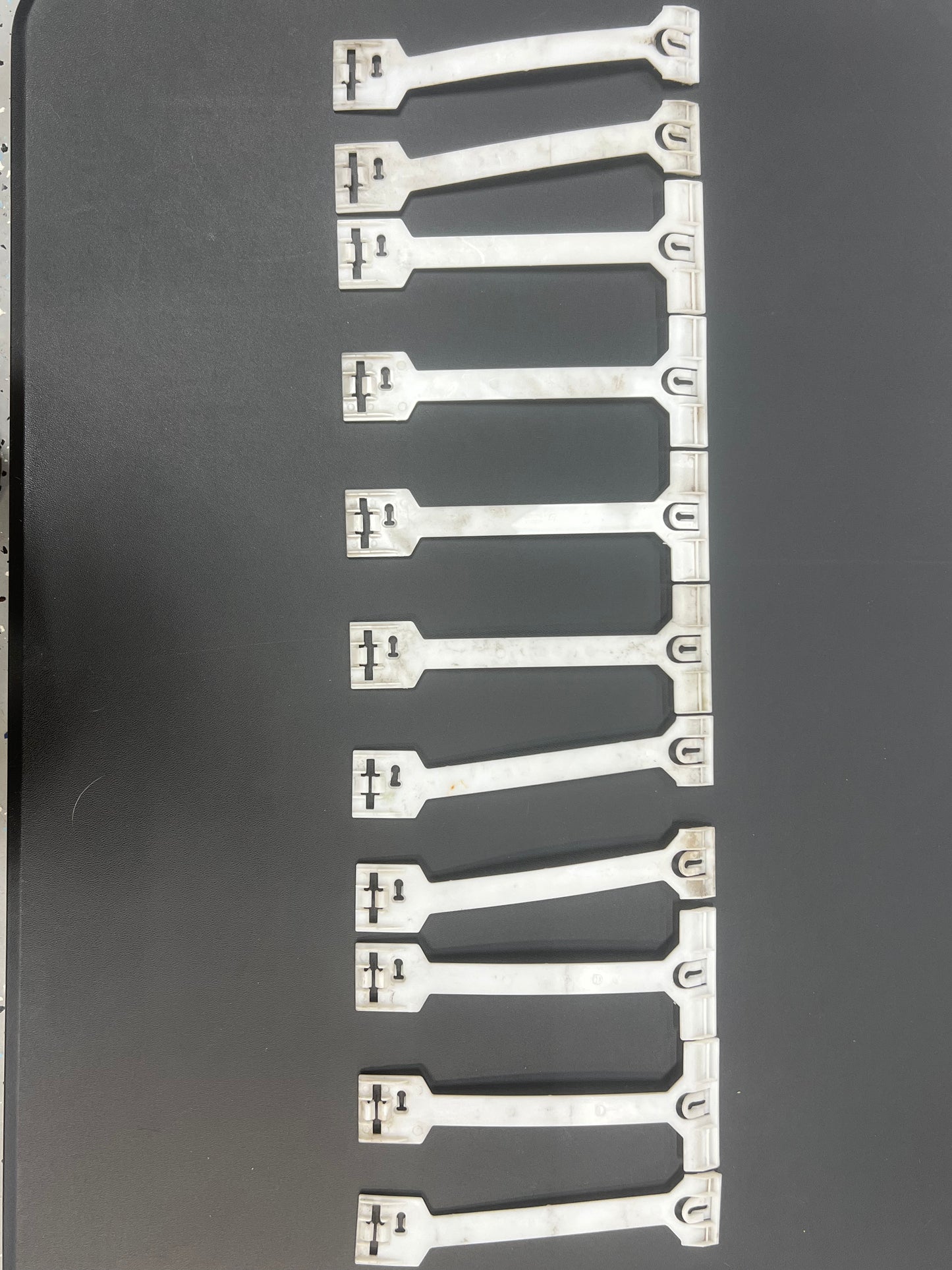 Door Cladding Retaining Clips - 93-98 Jeep Grand Cherokee