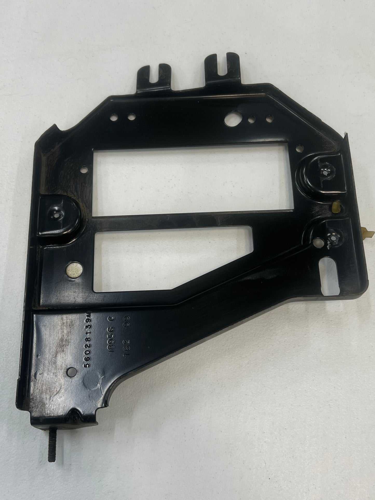 PCM / ECU Mounting Bracket & Screws  XJ - ZJ - WJ   All Models
