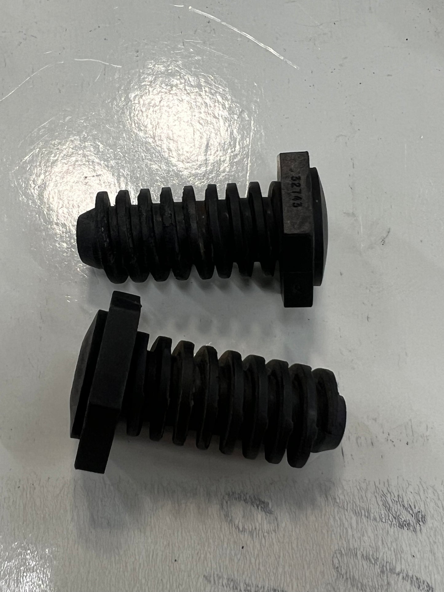 Hood Bumper & Screw Stops  - OEM - 93-98 Jeep Grand Cherokee ZJ