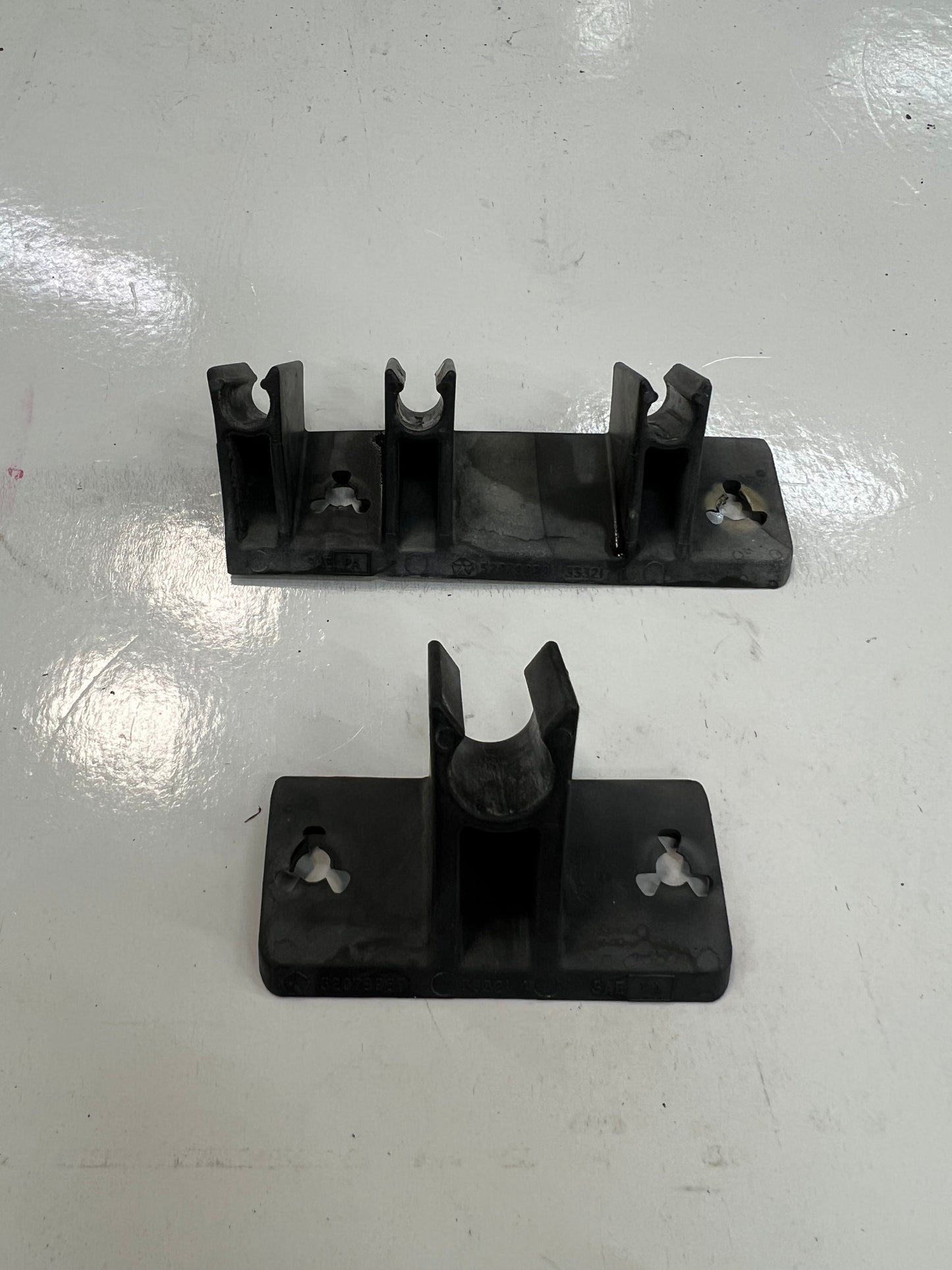 Cable Holder - Throttle-Cruise-Tran Cable Holder - Valve Cover - 1991-2004