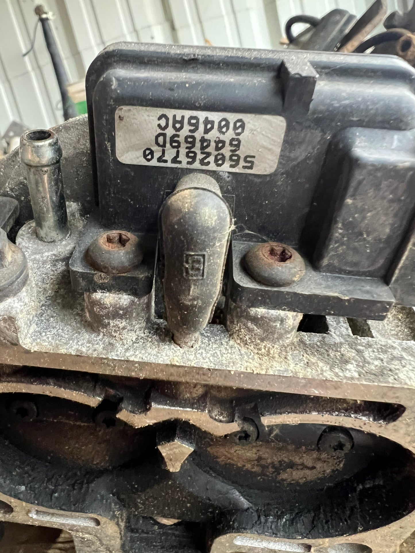 MAP Sensor Bolts 1993-1995  Jeep & Dodge - 3.9 V6  - 5.2 & 5.9 V8s