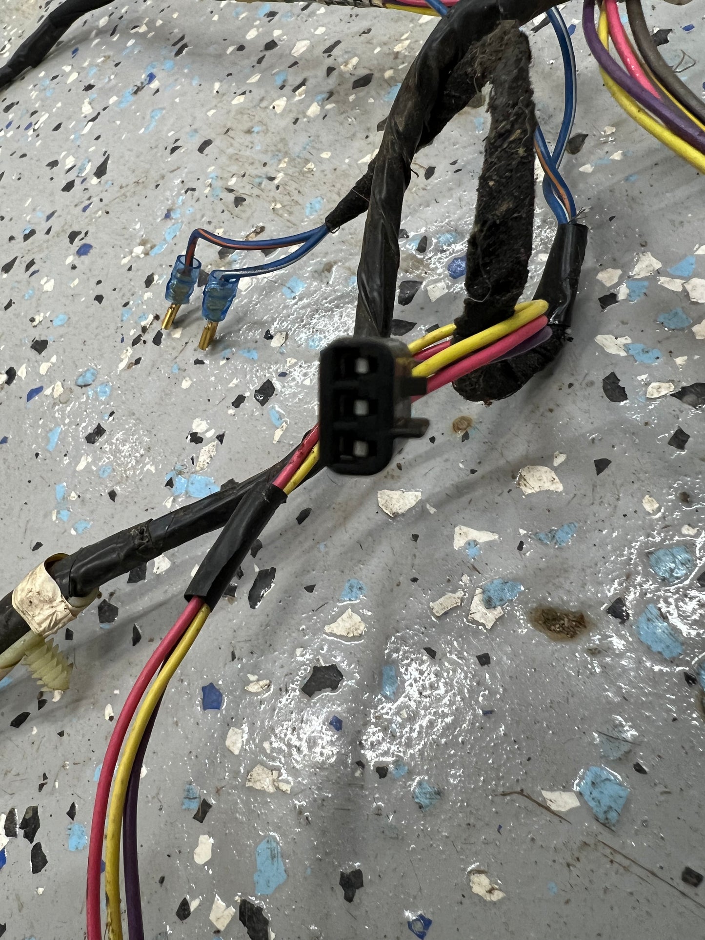 Speaker Sound Bar - Dome Light - Wiring Harness -  Jeep Cherokee XJ -  1997-2001