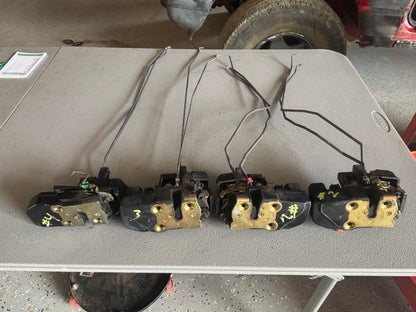 99-2004 Jeep Grand Cherokee Door Latch & Rods **TESTED**