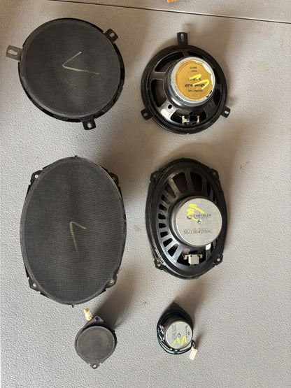 99-2004 Jeep Grand Cherokee Factory Speakers. Infinity Gold & Factory **TESTED**