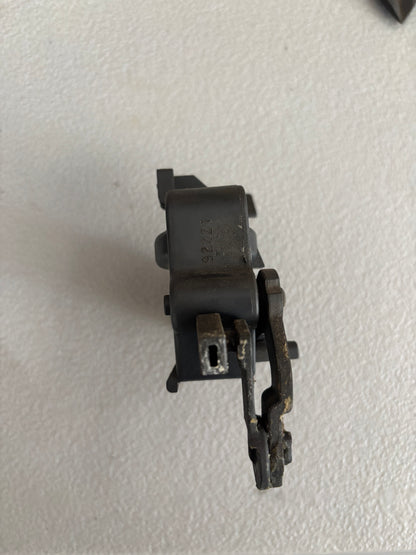 99-04 Jeep Grand Cherokee Lift Gate/ Back Hatch Locking Mechanism