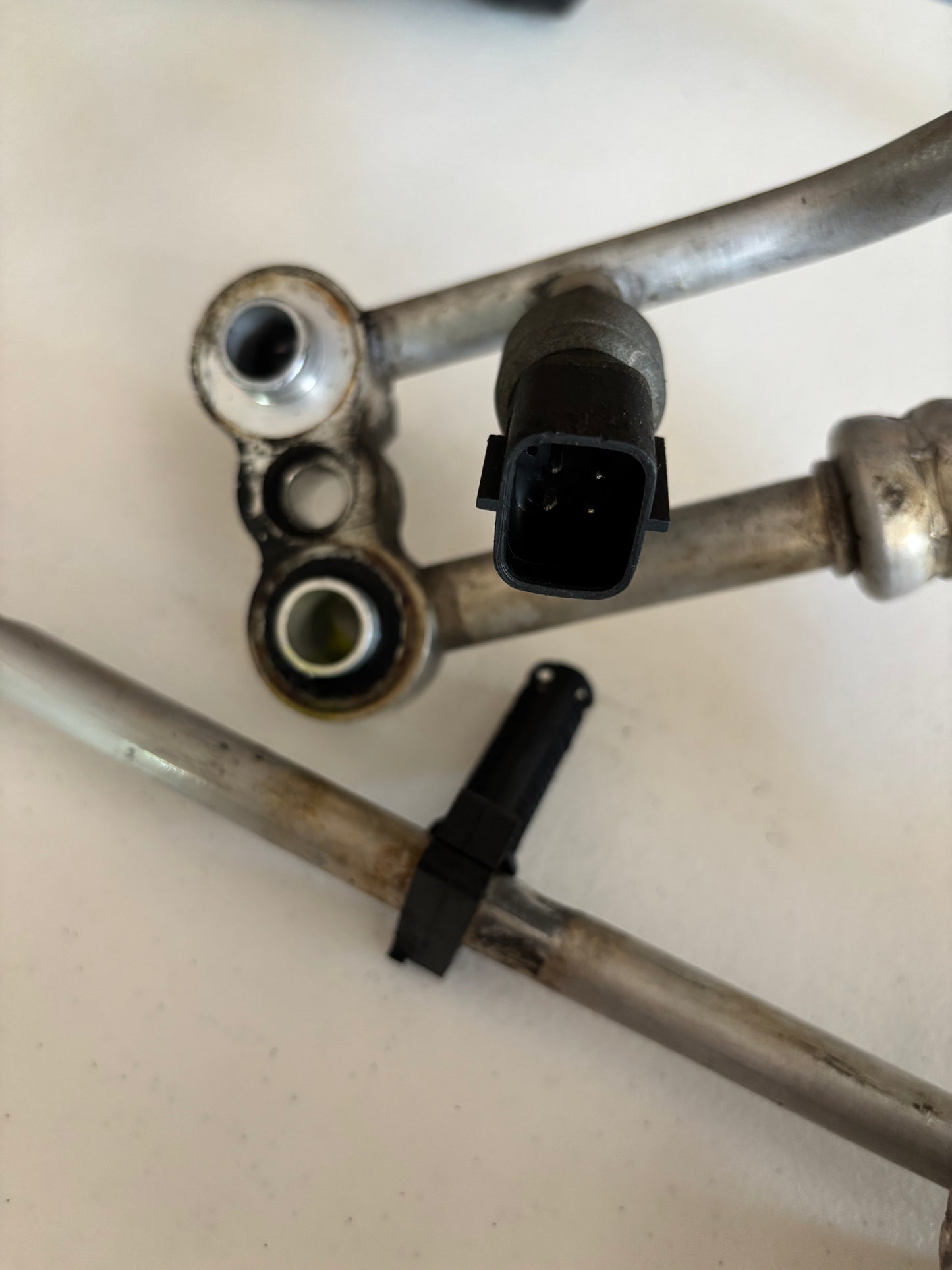 Jeep Cherokee A/C Hose/Line FULL KIT. **ALL YEARS**  USED