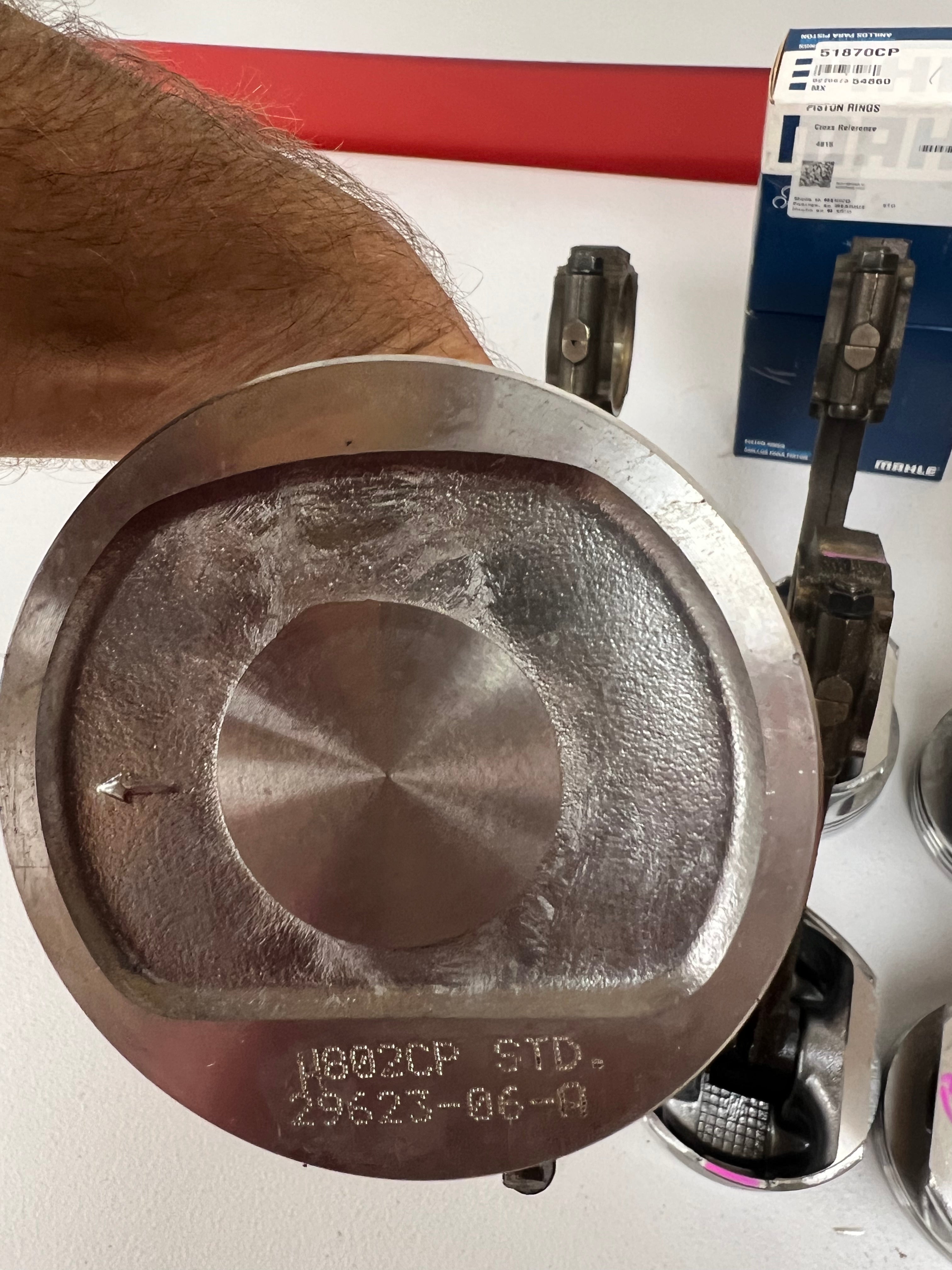 New 4.0 Pistons Pre-Assembled on Used Rods. Full Set with