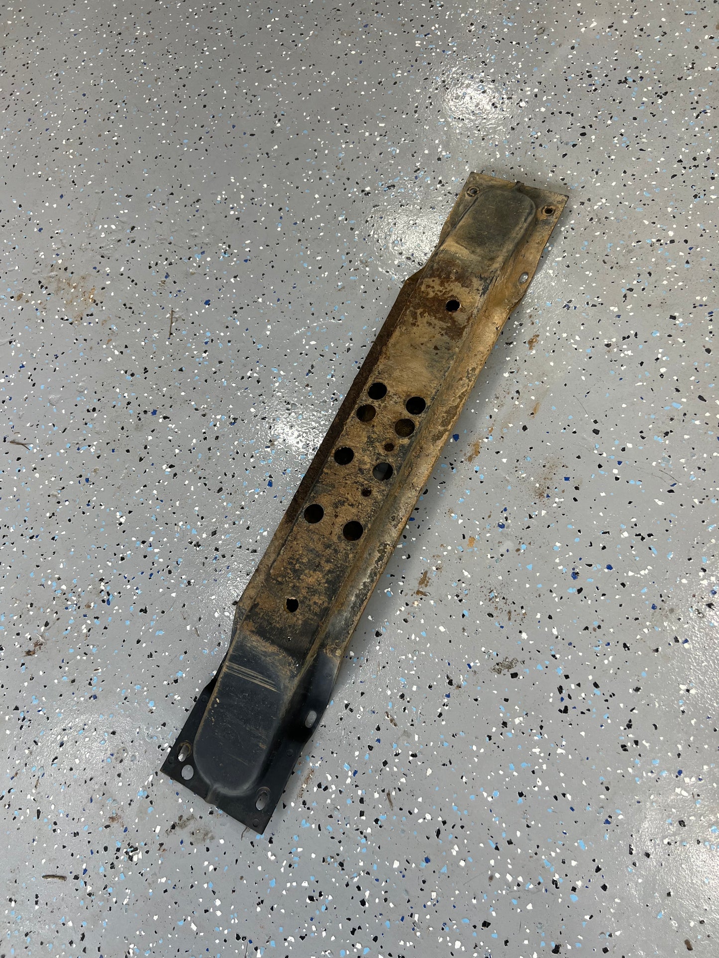 Jeep Cherokee XJ Crossmember 87-99