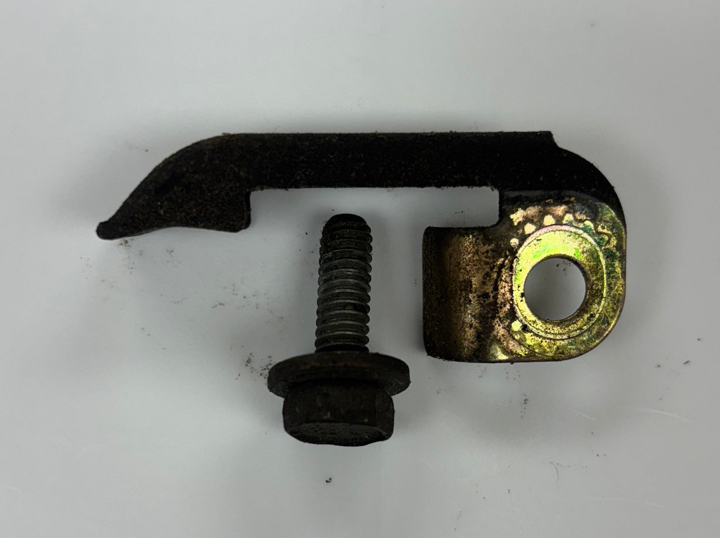 Jeep Grand Cherokee CPS Bolt & Shield. Crank Shaft Sensor      56041388AA